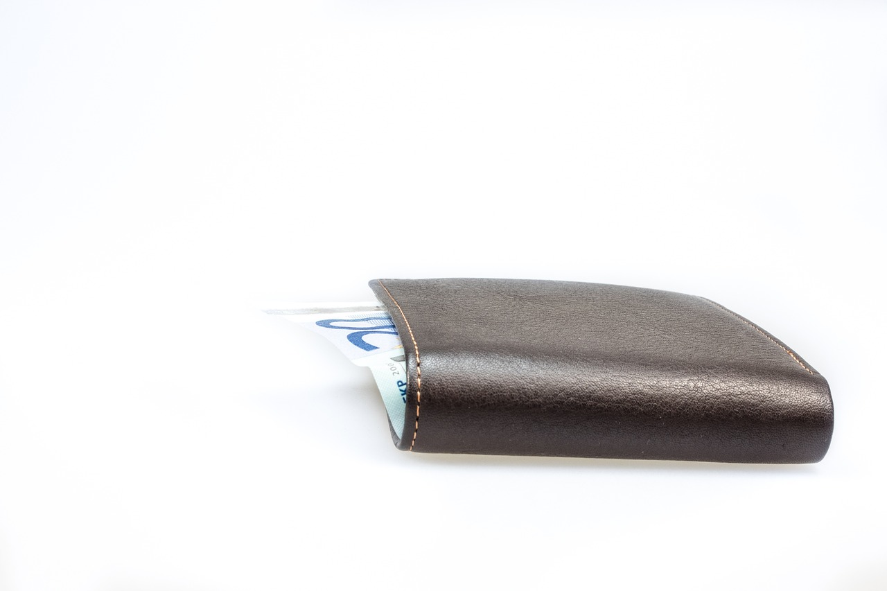 The Benefits of Using Wallets for Digital Asset Management
